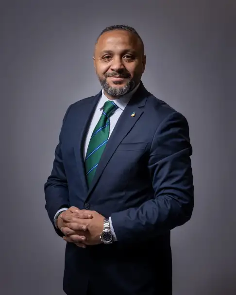 الاستاذ سامح أنس