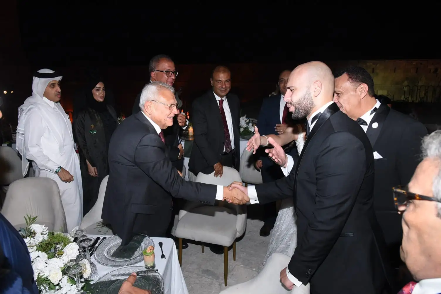 سفير كازاخستان لدى مصر يشارك في حفل زفاف كريمة اللواء محمود يوسف