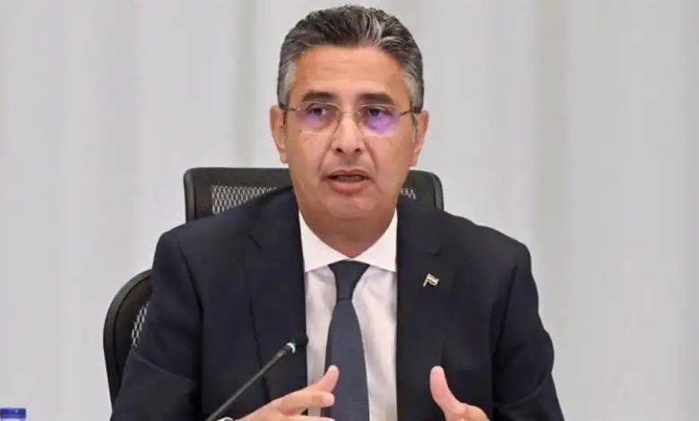 وزير التموين