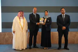 خالد حنفي خلال تسلم الجائزة