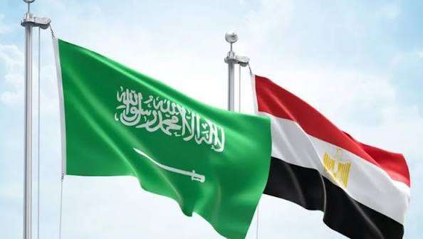 مصر والسعودية.. ماذا تحمل زيارة بن سلمان لمصر؟