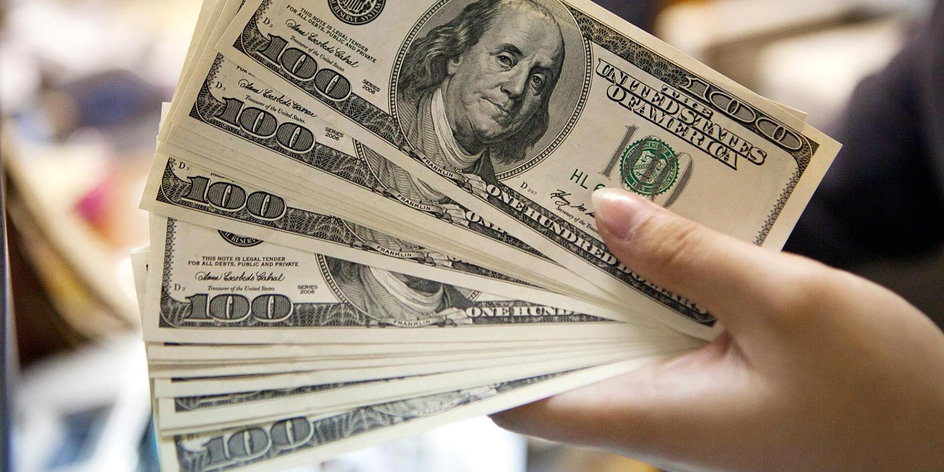 101975739-us-dollar.1910×1000
