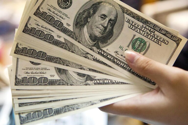 101975739-us-dollar.1910×1000